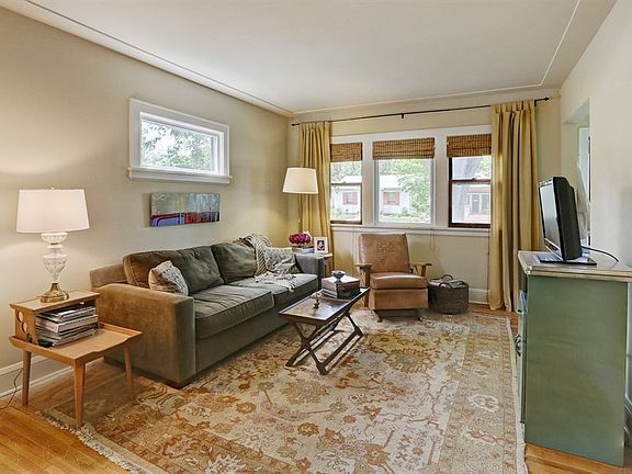 3rd image of 4150 Sheridan Ave N
