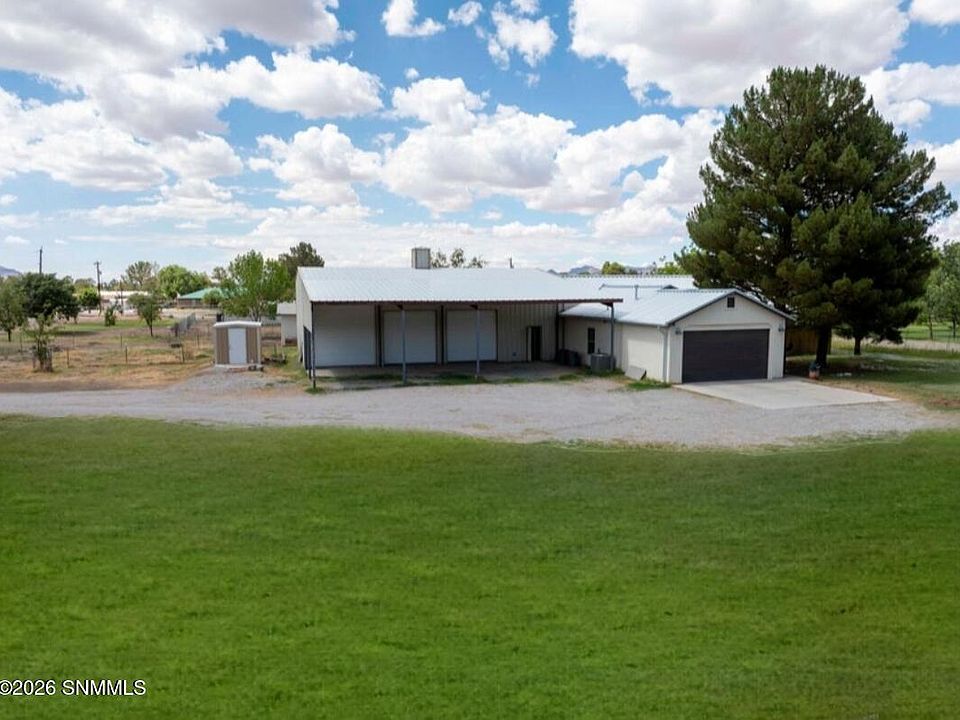 1st image of 653 W Taylor Rd