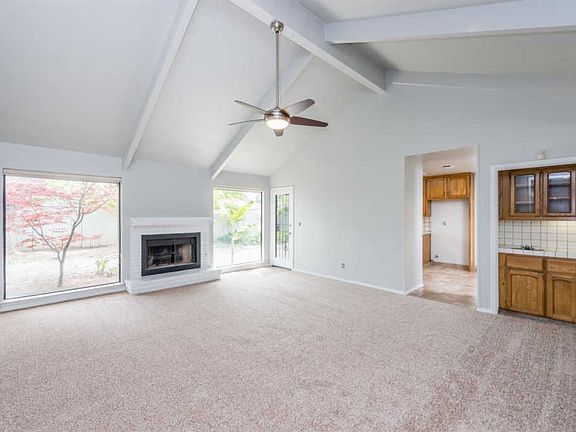 2nd image of 6319 N Palm Ave