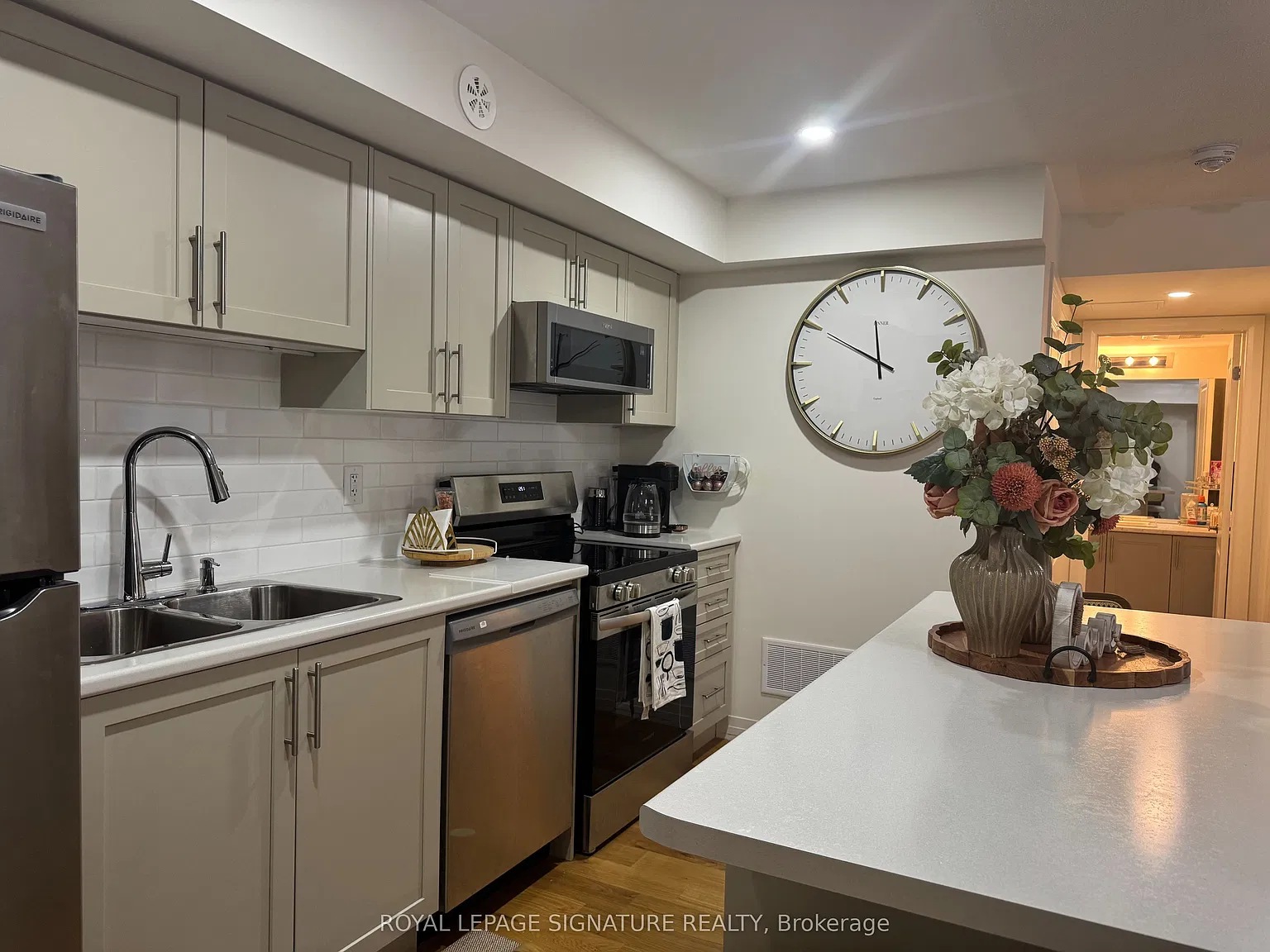 1 bed, $1,950 — Photo 4