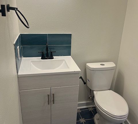 5th image of 308 Natalen Ave #308