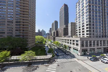 Rented by Martini Real Estate