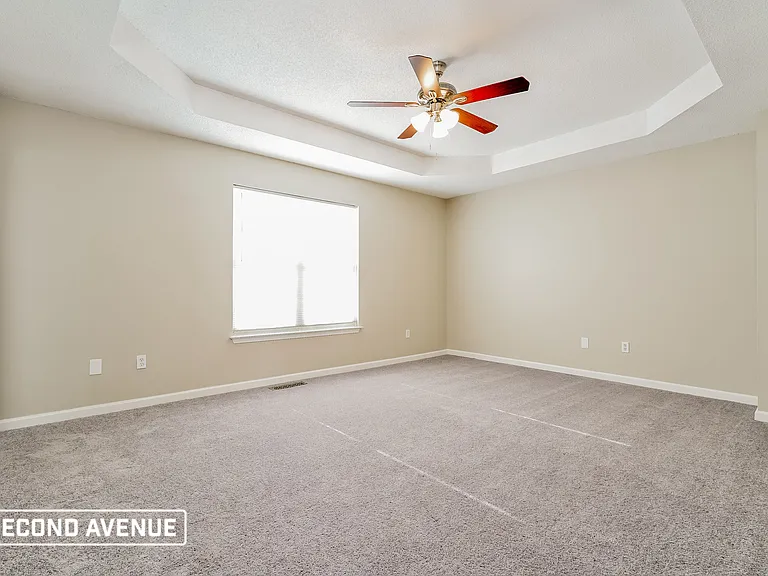 4204 Akins Ridge Ln — Photo 8