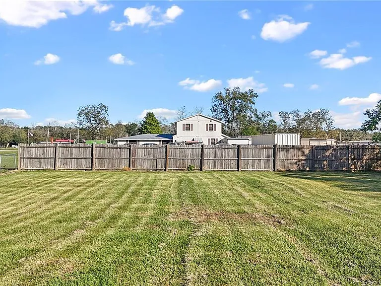 16962 Lea Cir — Photo 5