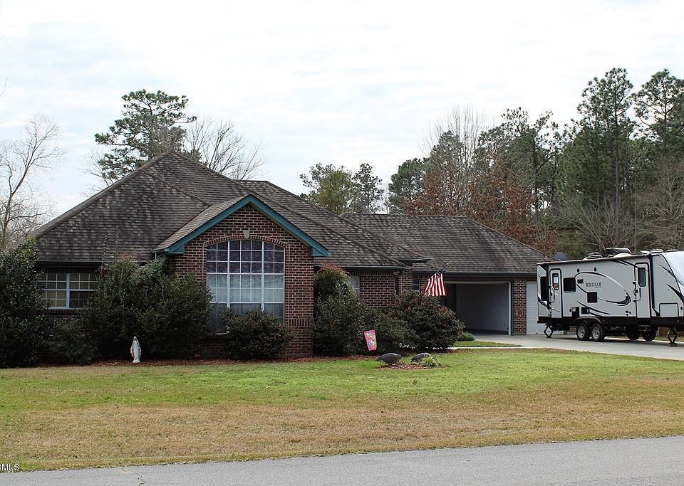 1st image of 201 Hilltop Dr