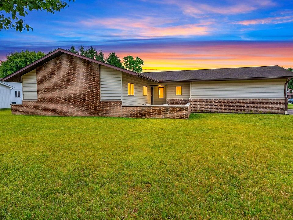 1st image of 367 Lawnwood Dr