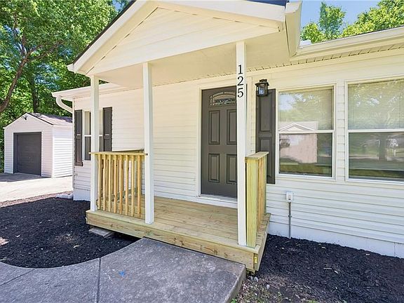 4th image of 125 Gould St