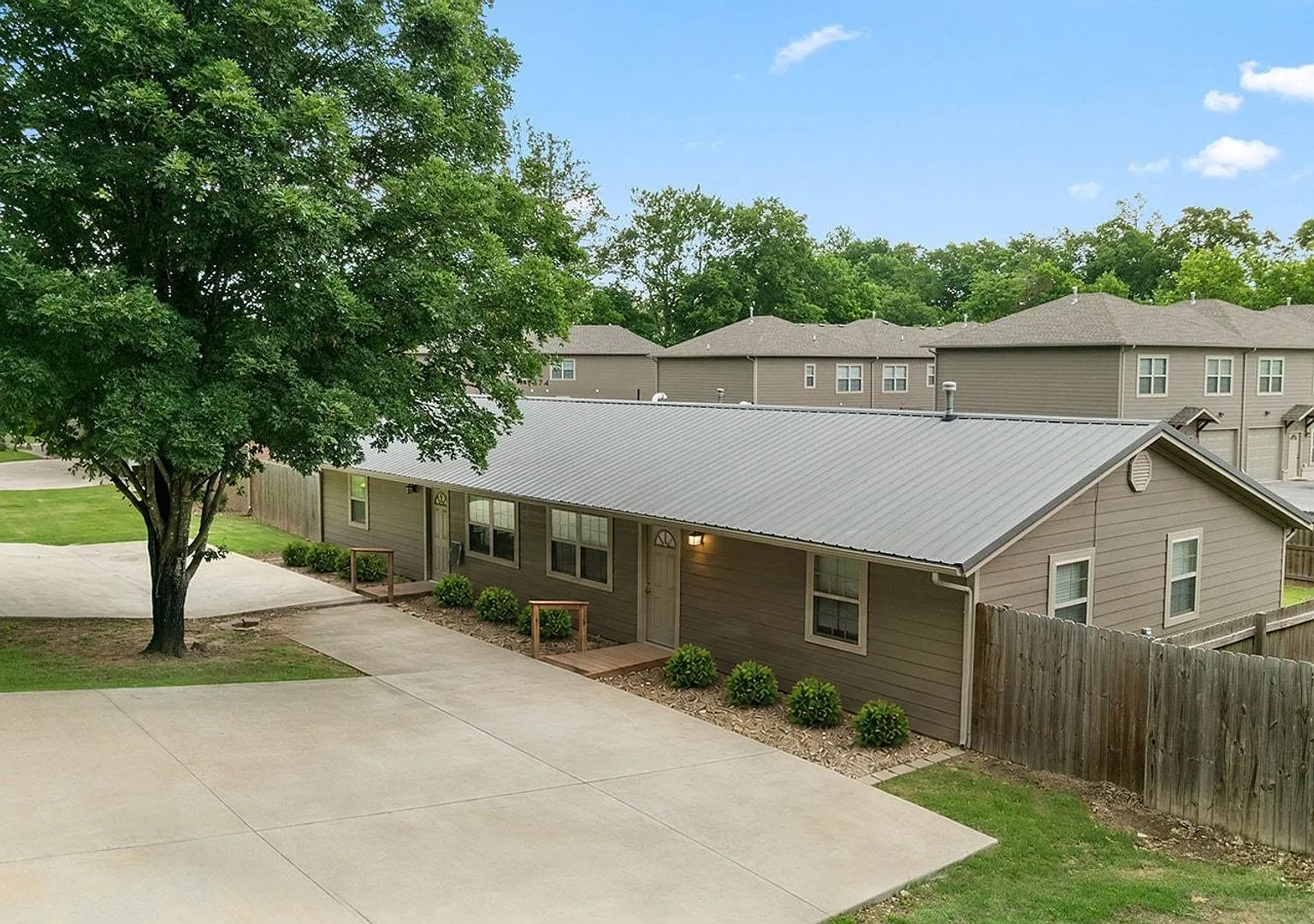 316 N Double Springs Road — Photo 1