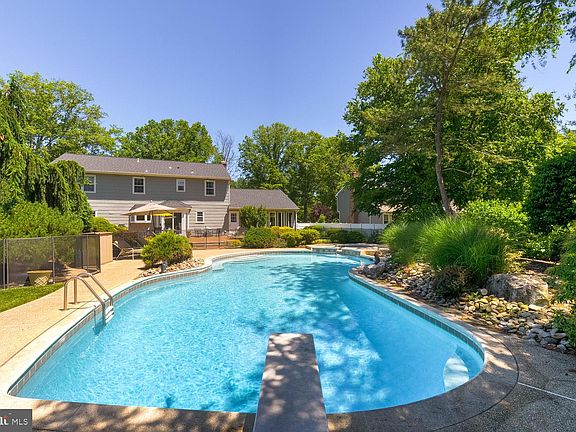 5th image of 5 Worchester Ln