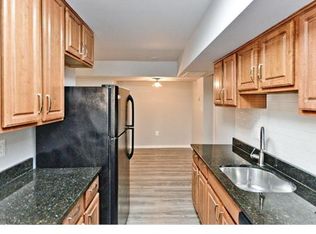 5005 D St SE APT 201, Washington, DC 20019