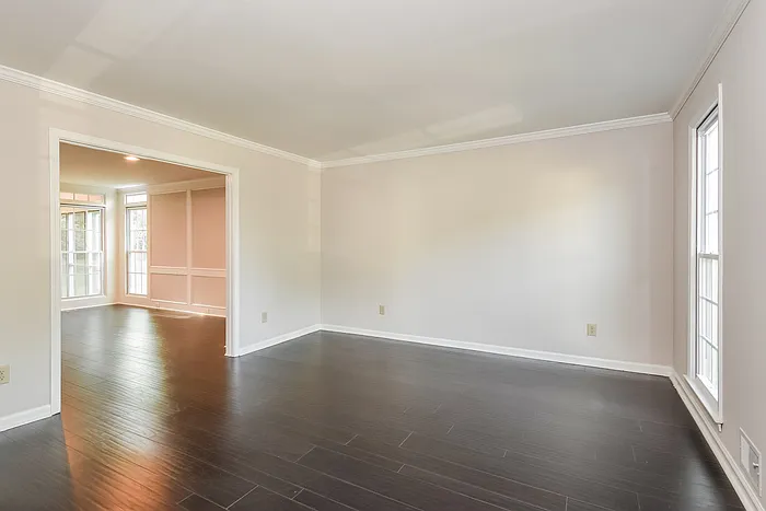 1502 Oakmoor Pl — Photo 7