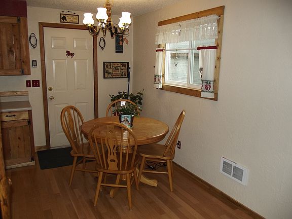 4th image of 5008 N Merrie St