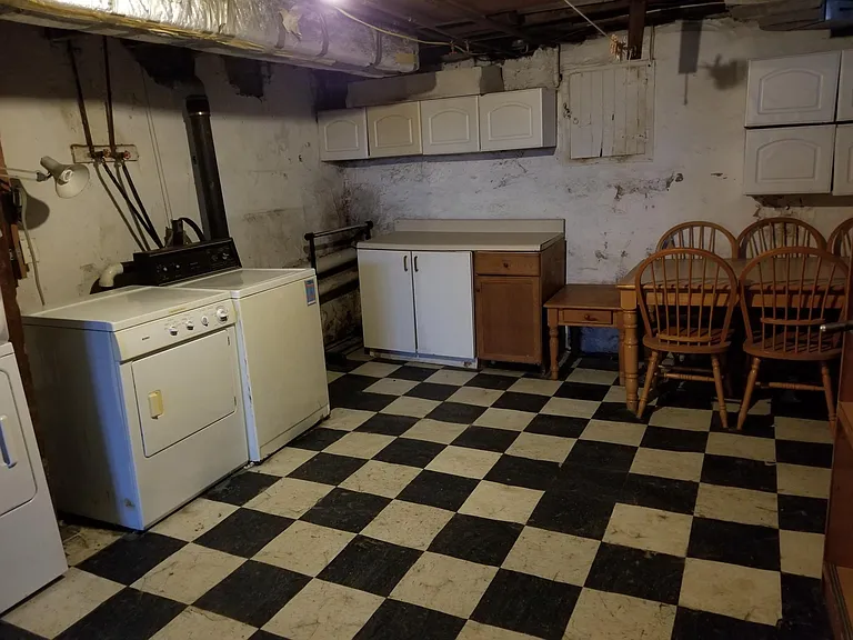 226 Kalos St — Photo 13