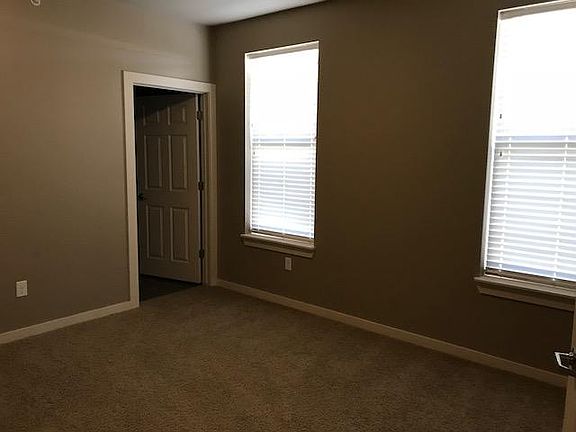 5th image of 11840 S 73rd Ct APT 201
