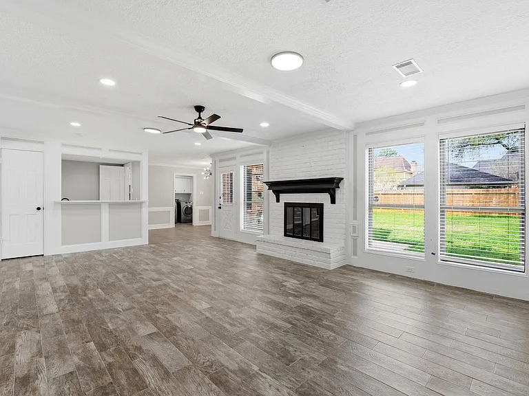 20222 Prince Creek Dr — Photo 20