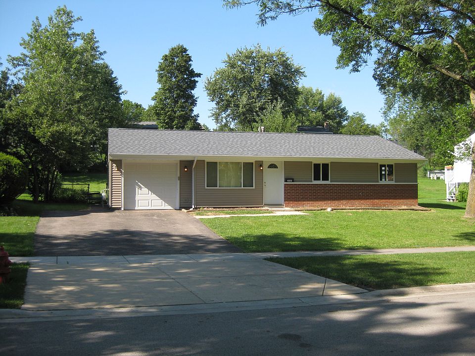 1st image of 1502 Somerset Ln
