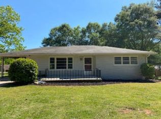 4209 Mountain View Rd, Oakwood, GA 30566