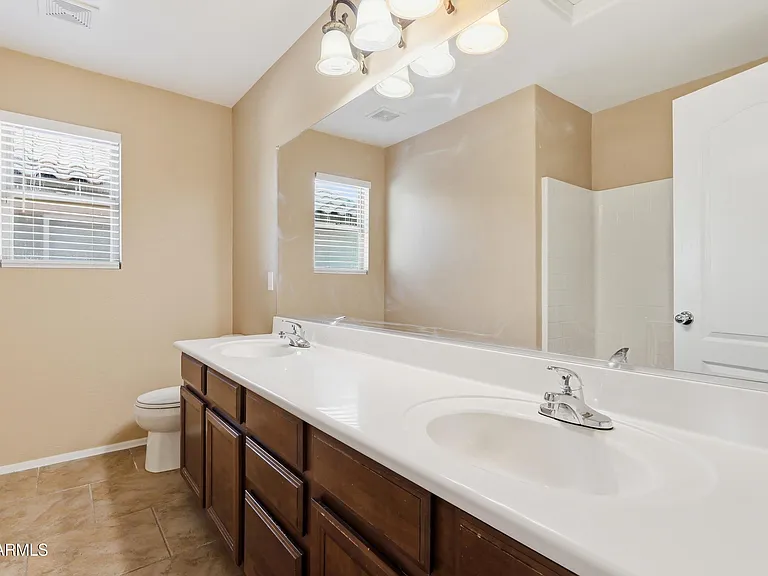 3118 S 95th Ln — Photo 22