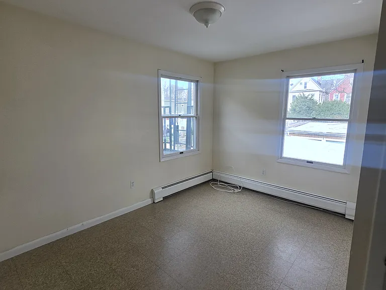 238 Sherman St #2 — Photo 5