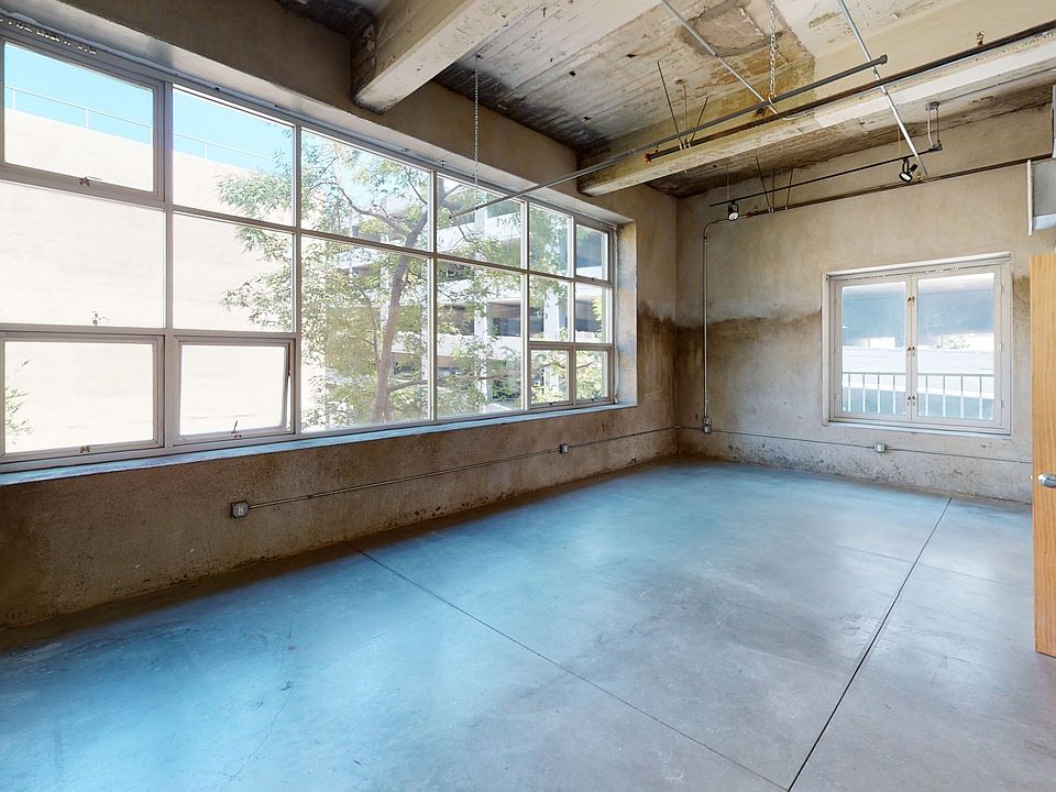 1st image of 1130 S Flower St APT 203