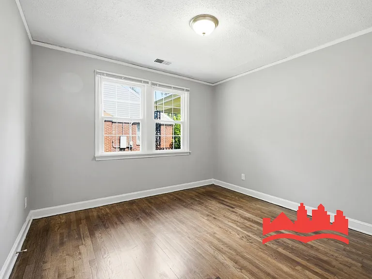 1698 Edward Ave — Photo 20