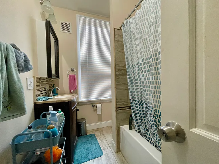 68 John St #1A — Photo 10