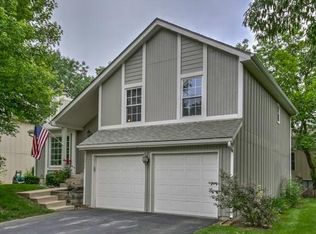 12820 W 108th St, Overland Park, KS 66210