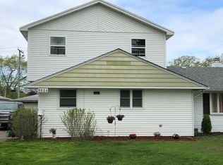 8924 S Pulaski Rd, Hometown, IL 60456