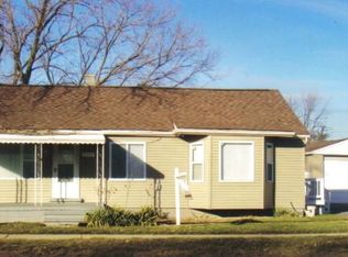 2121 E Maple Rd, Troy, MI 48083