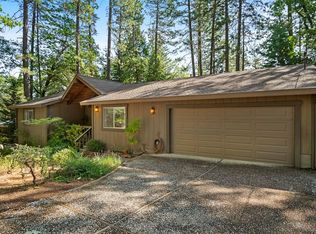 12713 Friar Tuck Rd, Grass Valley, CA 95949