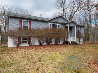 499 Route 390, Tafton, PA 18464