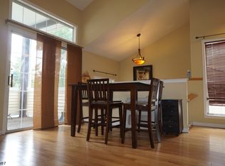 541 Clubhouse Ct #10-1402, Union, NJ 07083