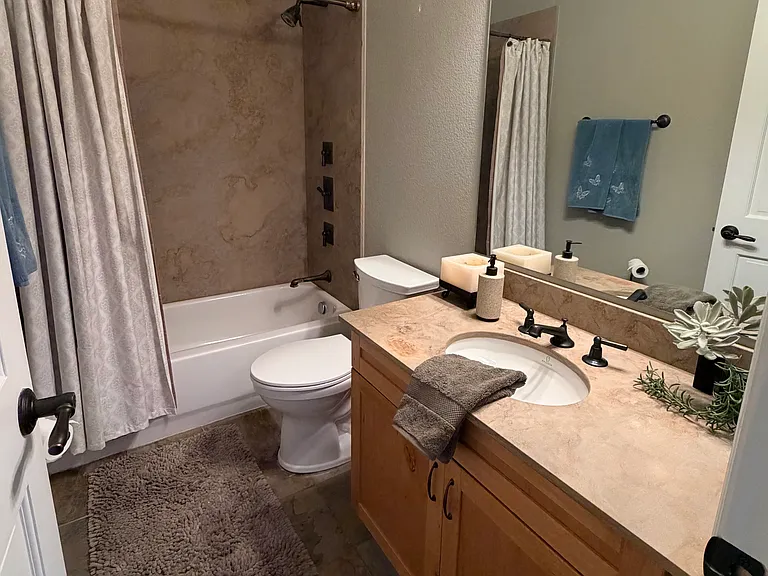 SECONDARY BATH