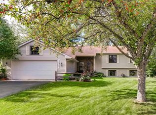 13944 Sunset Lake Dr, Burnsville, MN 55337