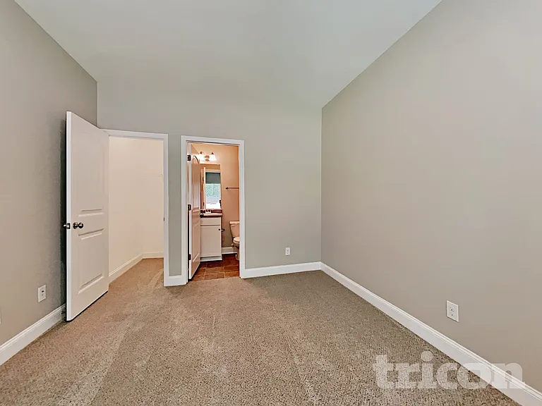 115 Orchard Ln — Photo 16