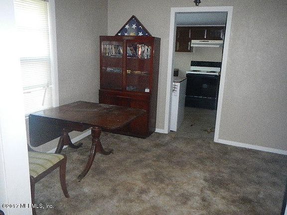 5th image of 22639 NW 41st Ave