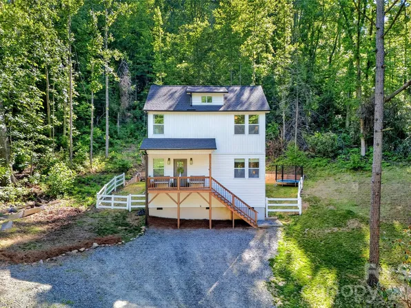 215 David Ridge Rd, Black Mountain, NC 28711