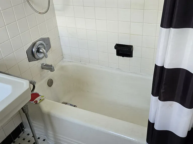 1836 Jackson St #4 — Photo 17