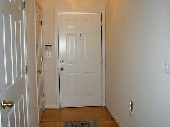 2nd image of 333 Elmcroft Blvd #5104