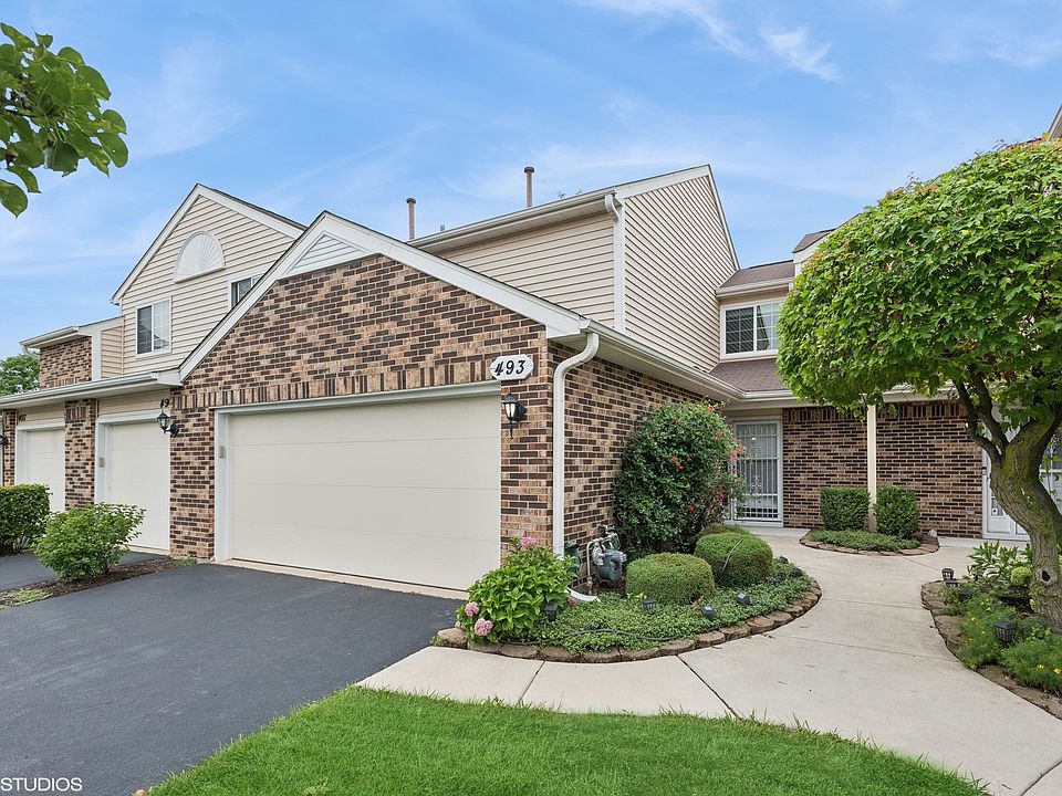 1st image of 493 Canterbury Dr