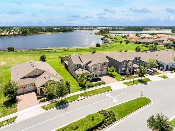 3rd image of 15538 Waterleigh Cove Dr
