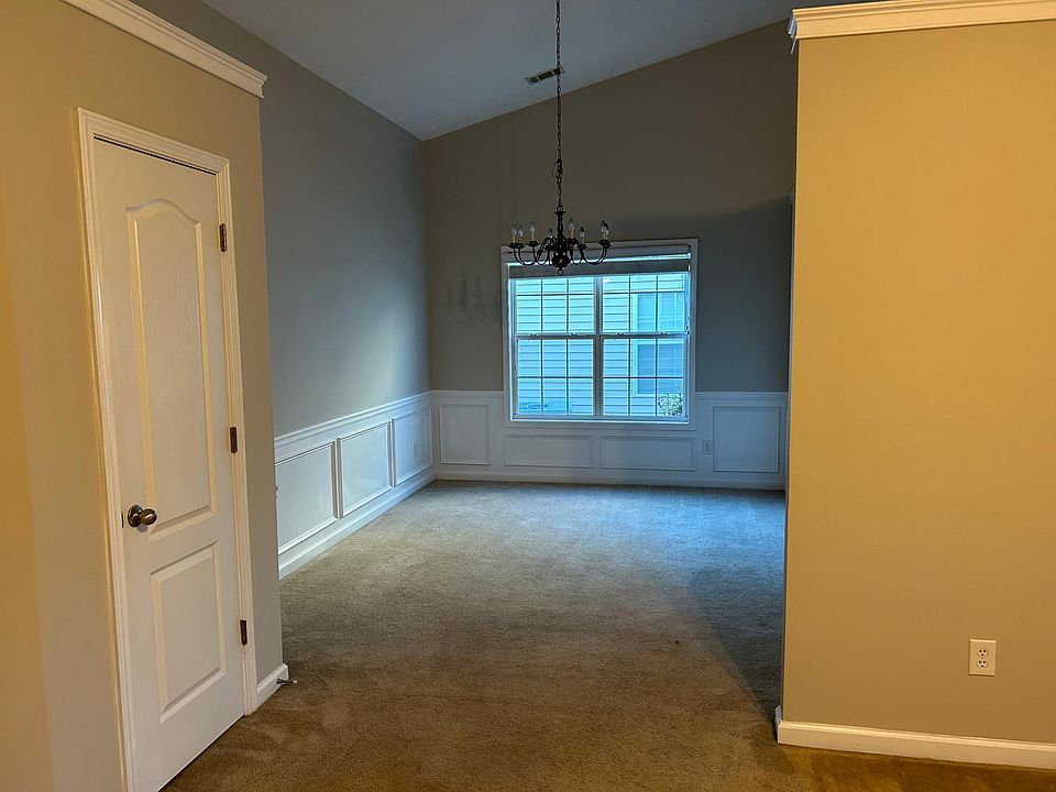 1st image of 1490 Jami Hollow Way