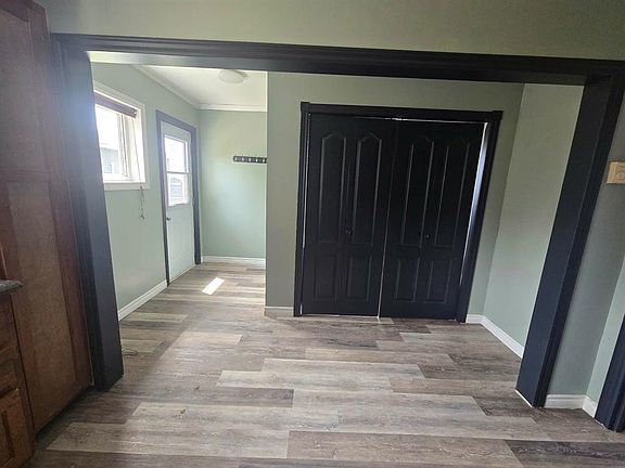 3rd image of 3 Rosedale Avenue