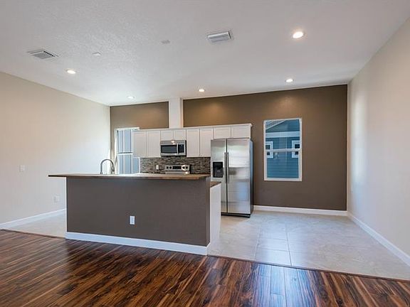 4th image of 706 S 22nd St