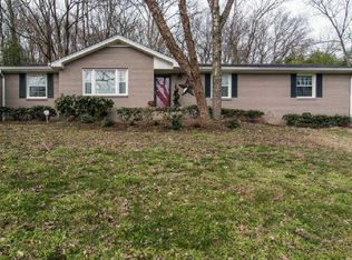 104 Foxwood Ln, Franklin, TN 37069