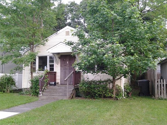 2nd image of 2321 4th Ave