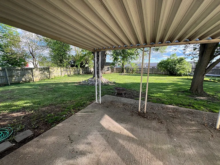 Streamside Dr — Photo 9