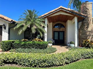 4751 Coconut Palm Cir NE, Saint Petersburg, FL 33703