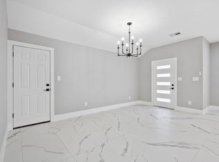 9114 Everglade Dr #B, Houston, TX 77078