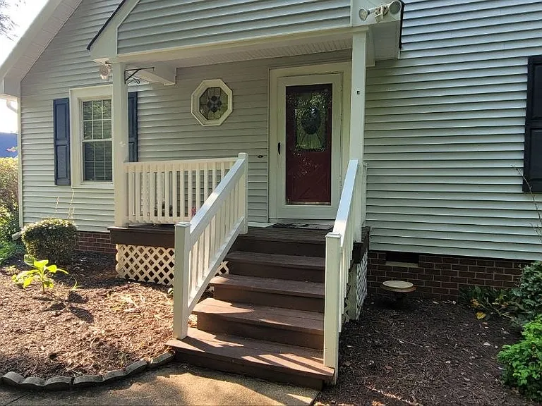 8017 Buford Cmns — Photo 3